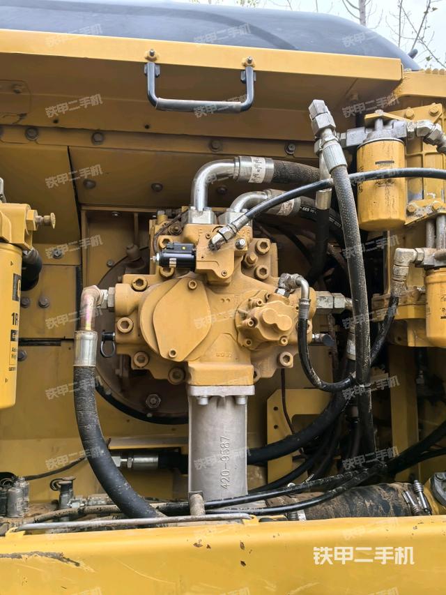 液壓泵室（大件艙室）