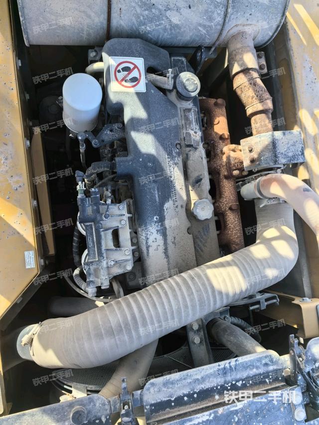 發(fā)動(dòng)機(jī)整體俯視(整機(jī)外觀) 發(fā)動(dòng)機(jī)整體俯視(整機(jī)外觀)