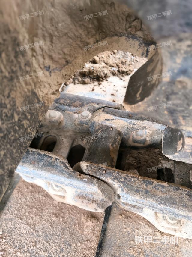 左托鏈輪和鏈筋（行走機(jī)構(gòu)）