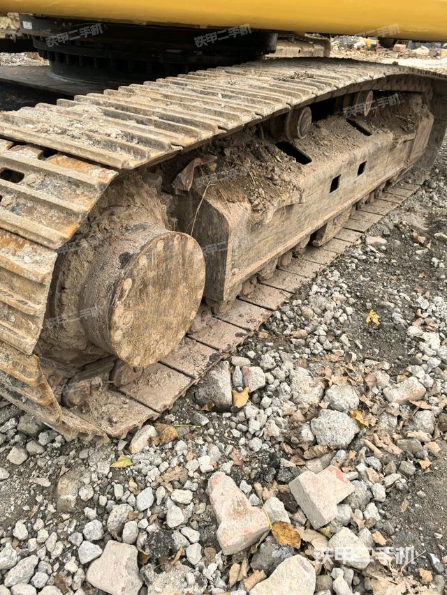 右側(cè)履帶整體（行走機(jī)構(gòu)）