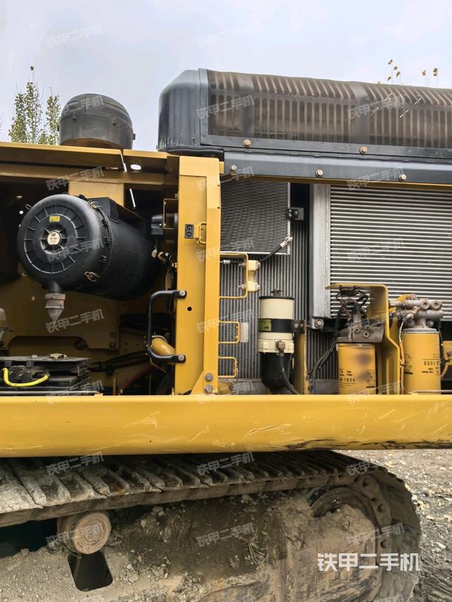 散熱器正面（大件艙室）