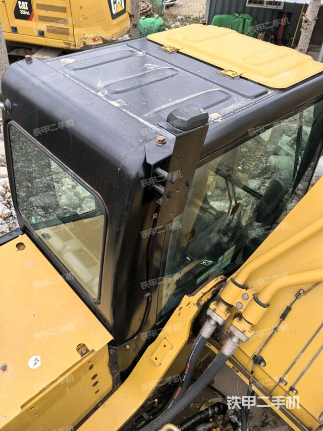 駕駛室頂部俯視（上車部件）