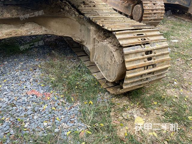 左側(cè)行走馬達(dá)蓋板（行走機(jī)構(gòu)）