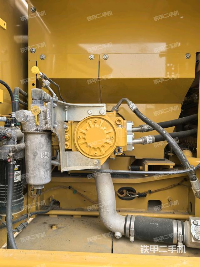 液壓泵室（大件艙室）