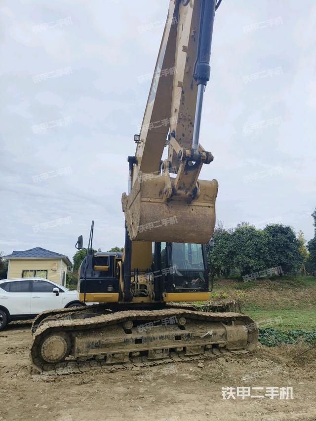 大臂根部?斜視（工作和回轉(zhuǎn)裝置）