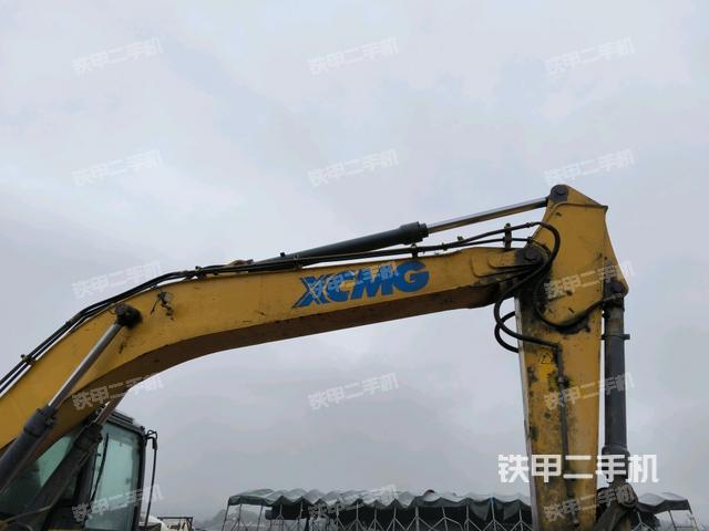 小臂整體左后(工作和回轉(zhuǎn)裝置) 小臂整體左后(工作和回轉(zhuǎn)裝置)