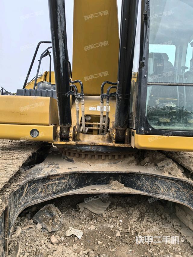 大臂根部?斜視（工作和回轉(zhuǎn)裝置）