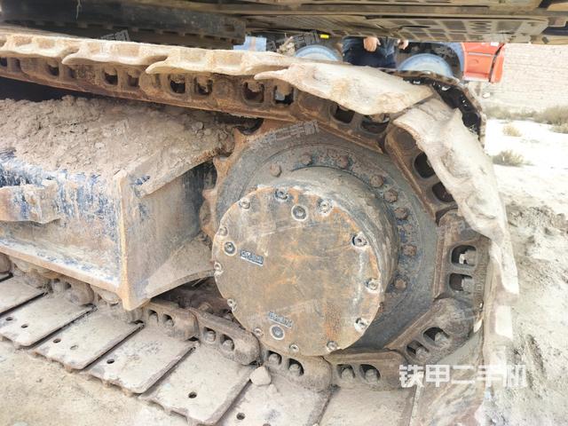 左驅(qū)動(dòng)輪（行走機(jī)構(gòu)）