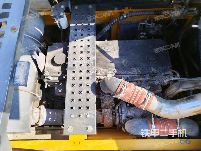 發(fā)動(dòng)機(jī)整體俯視（整機(jī)外觀）