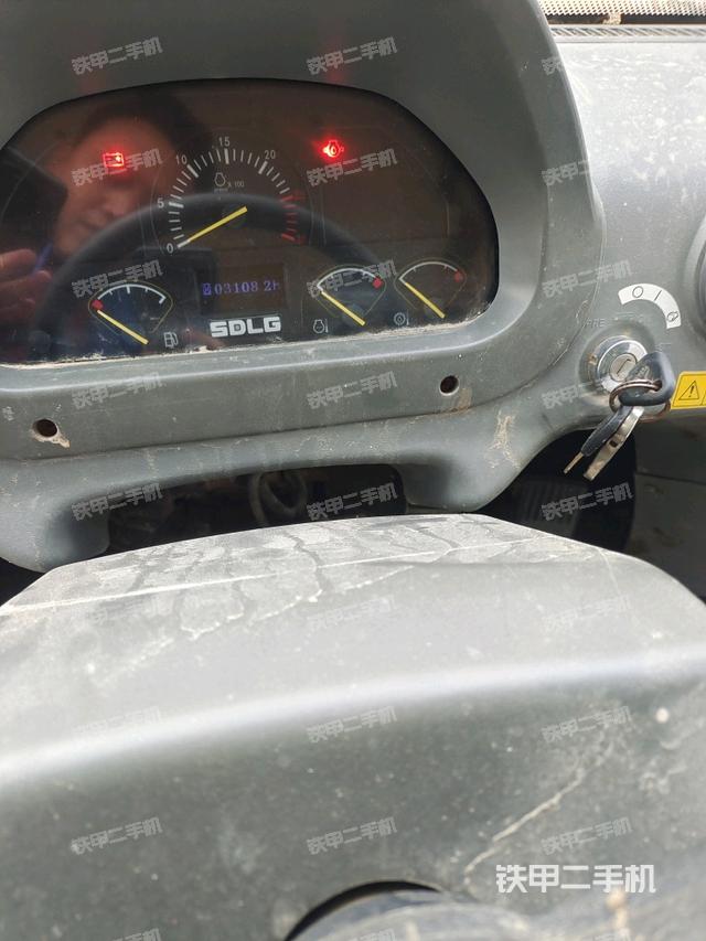 小時表（壓路機駕駛室）