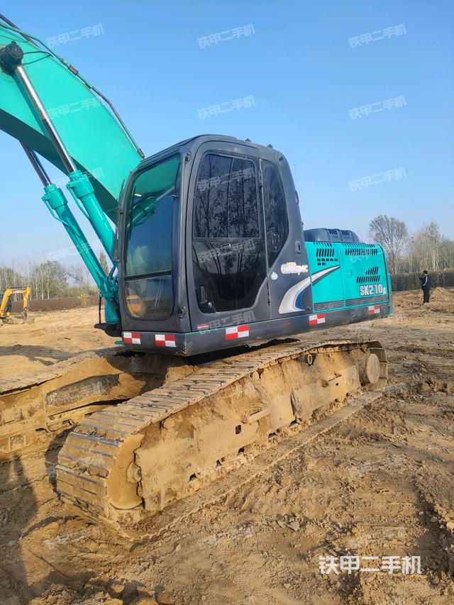 驾驶室整体（整机外观）