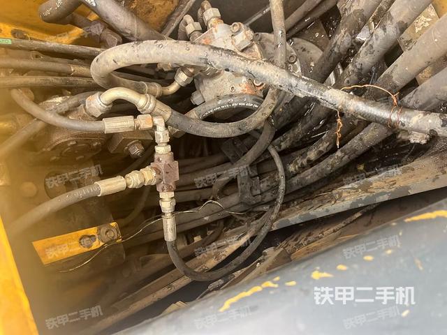 分配閥(上車(chē)部件) 分配閥(上車(chē)部件)