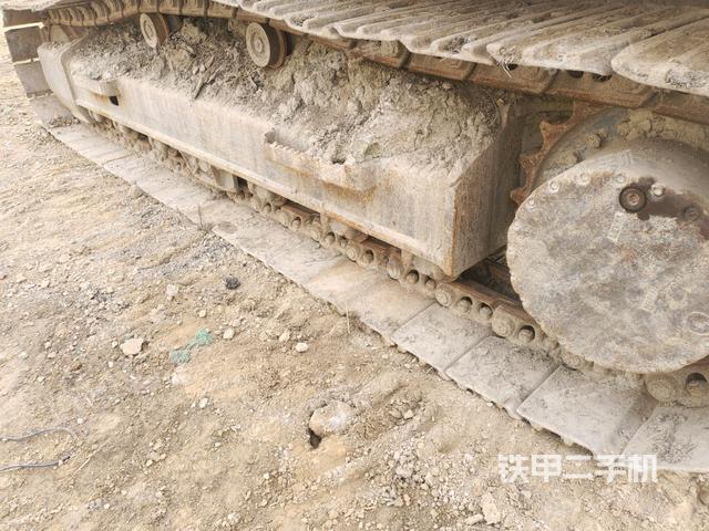 左側(cè)履帶整體?（行走機(jī)構(gòu)）