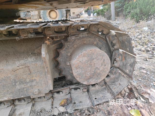 右驅(qū)動(dòng)輪（行走機(jī)構(gòu)）