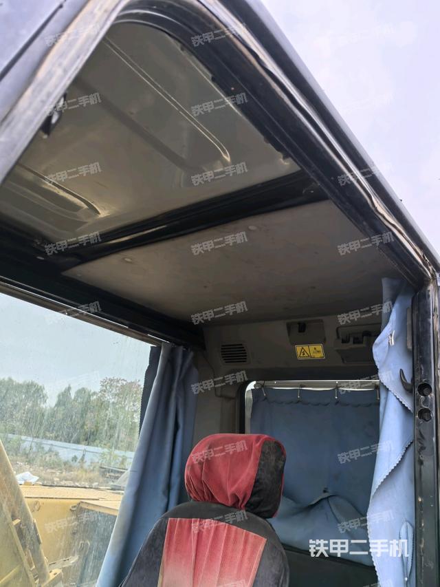 頂棚整體（駕駛室部分）