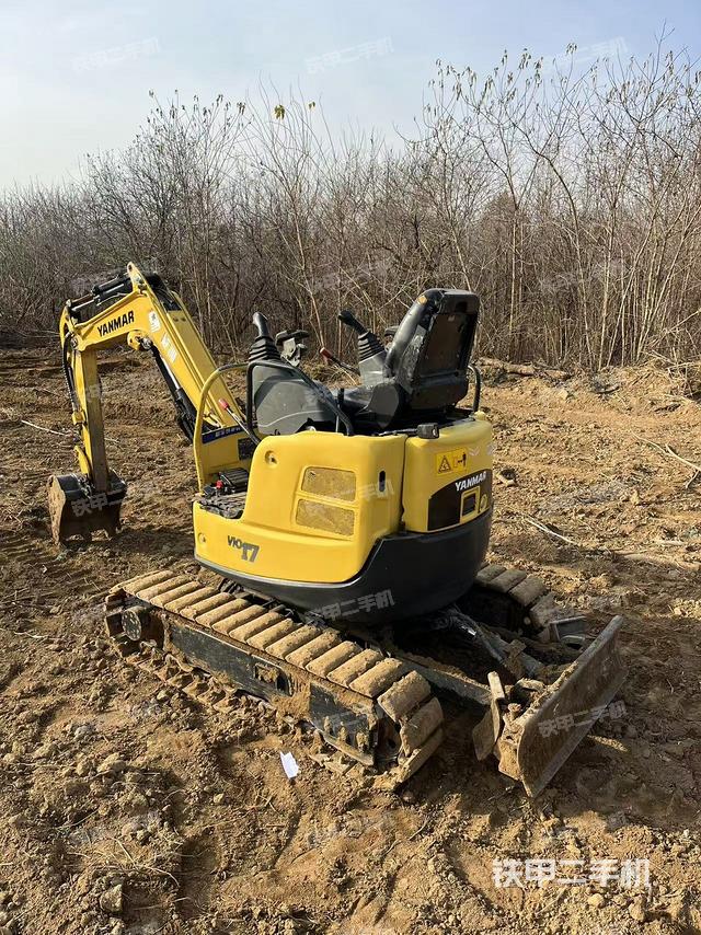 整機右后45°(整機外觀) 整機右后45°(整機外觀)