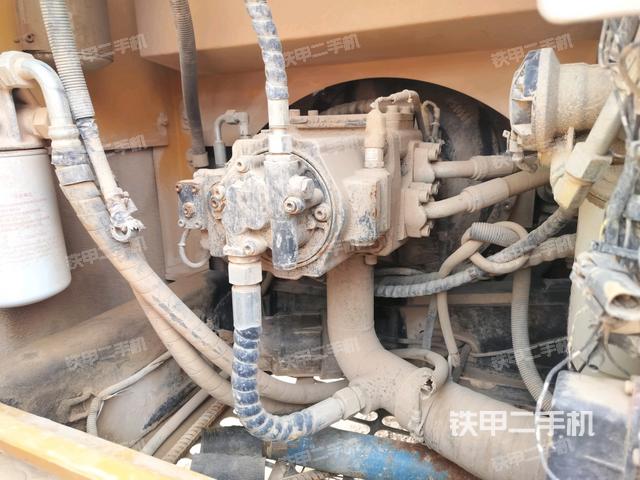 液壓泵室（大件艙室）