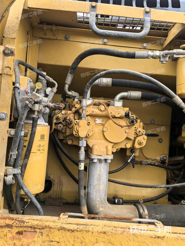 液壓泵室（大件艙室）