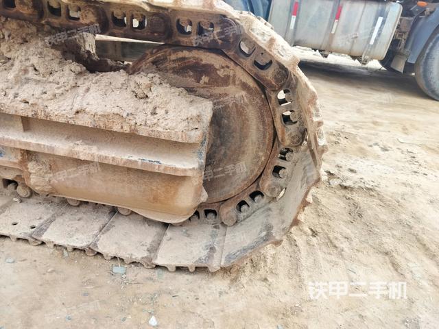 左導(dǎo)向輪（行走機(jī)構(gòu)）