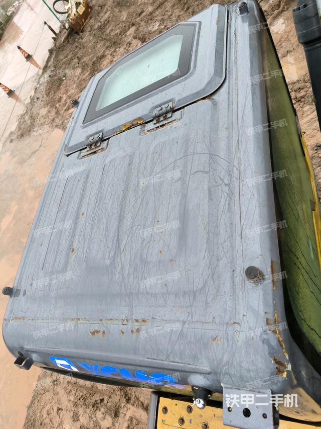 駕駛室頂部俯視(上車部件) 駕駛室頂部俯視(上車部件)