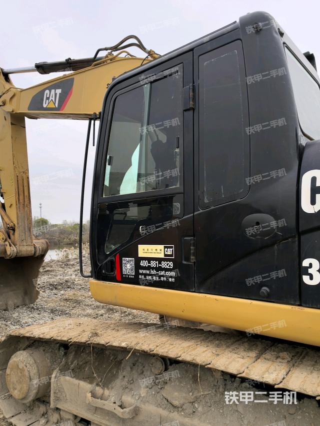 駕駛室左后45度（駕駛室部分）