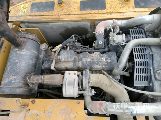 發(fā)動機室(上車部件) 發(fā)動機室(上車部件)