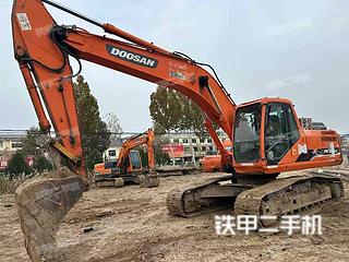 斗山DH220LC-9E挖掘機(jī)