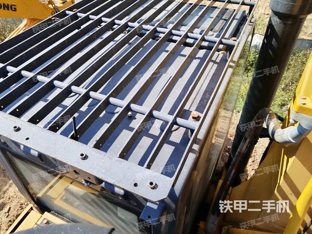 駕駛室頂部（整機(jī)外觀）