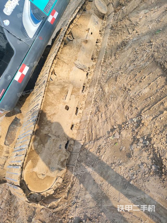 单侧履带整体（整机外观）