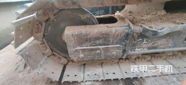 左側(cè)履帶整體?（行走機(jī)構(gòu)）
