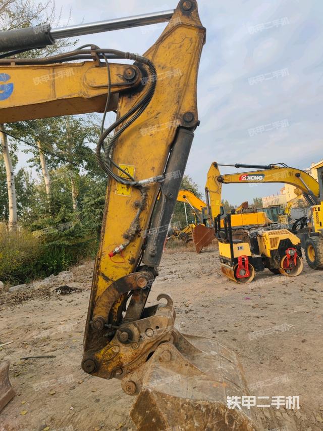 小臂整體左后（工作和回轉(zhuǎn)裝置）