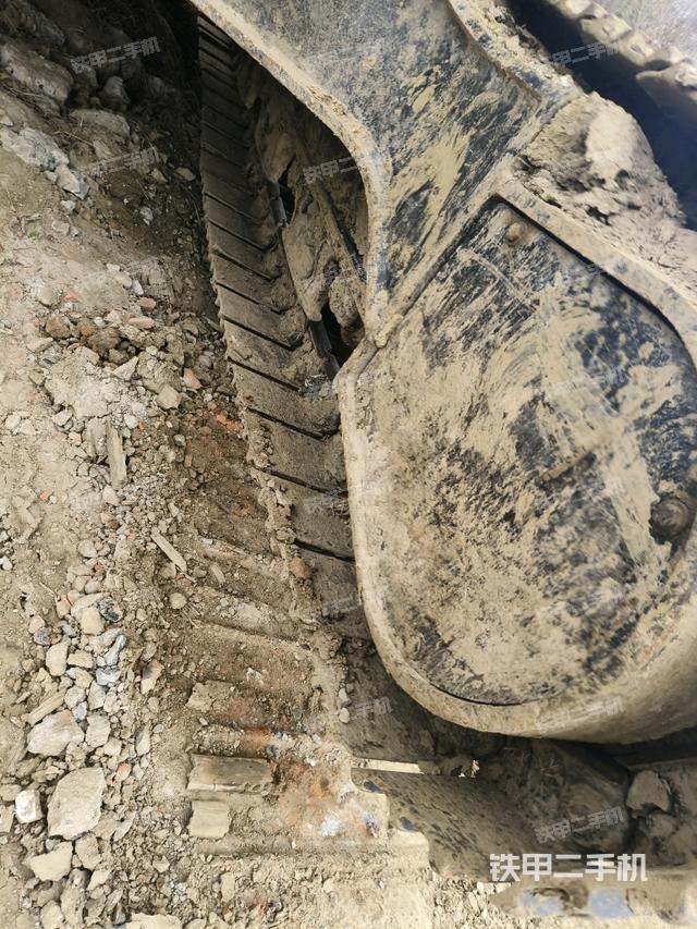 右側(cè)履帶整體（行走機(jī)構(gòu)）