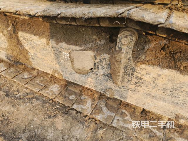 左驅(qū)動(dòng)輪（行走機(jī)構(gòu)）