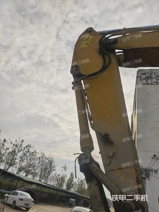 小臂整體左后（工作和回轉(zhuǎn)裝置）