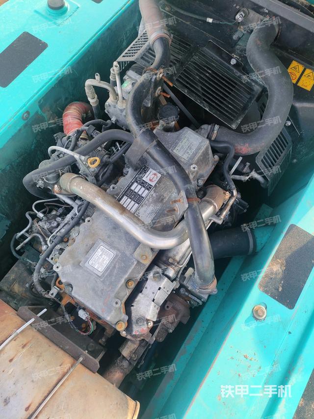 发动机整体俯视（整机外观）