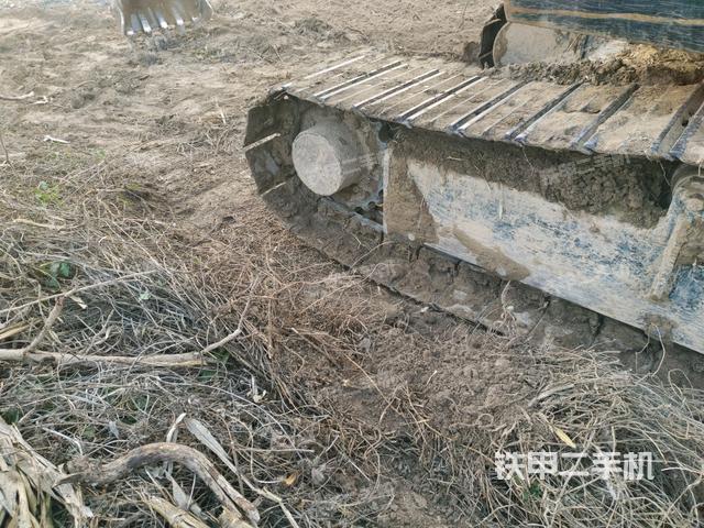 右驅(qū)動(dòng)輪（行走機(jī)構(gòu)）