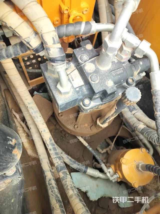 回轉(zhuǎn)馬達(dá)（上車(chē)部件）