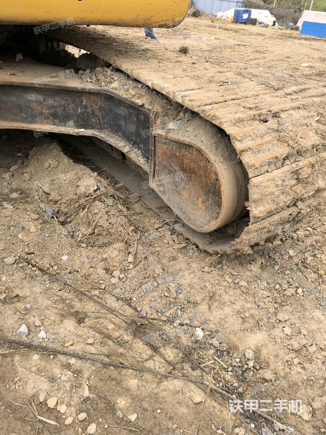 左側(cè)行走馬達(dá)蓋板（行走機(jī)構(gòu)）