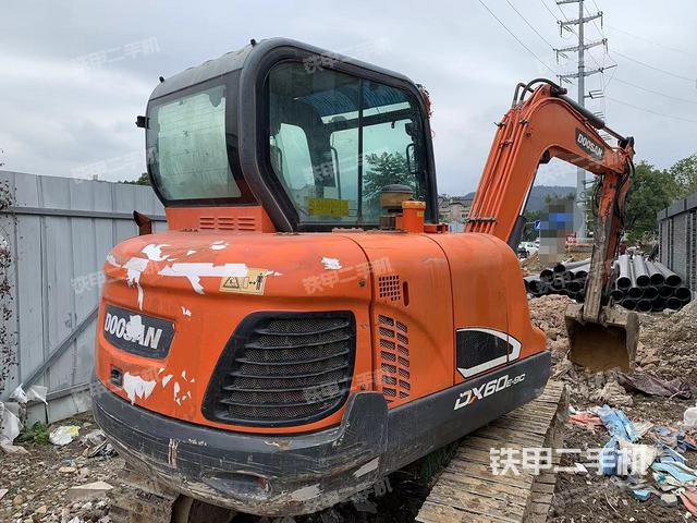 整機(jī)右后45°（整機(jī)外觀）