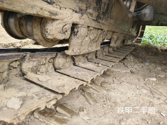 左導(dǎo)向輪（行走機(jī)構(gòu)）