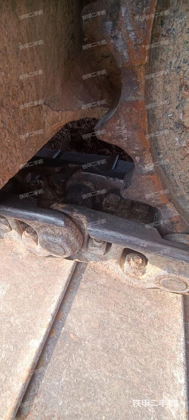 左托鏈輪和鏈筋(行走機(jī)構(gòu)) 左托鏈輪和鏈筋(行走機(jī)構(gòu))