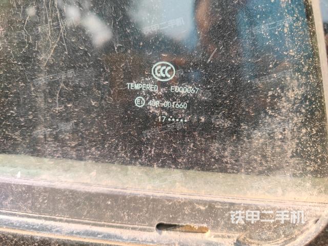 后窗玻璃角標(biāo)（駕駛室部分）