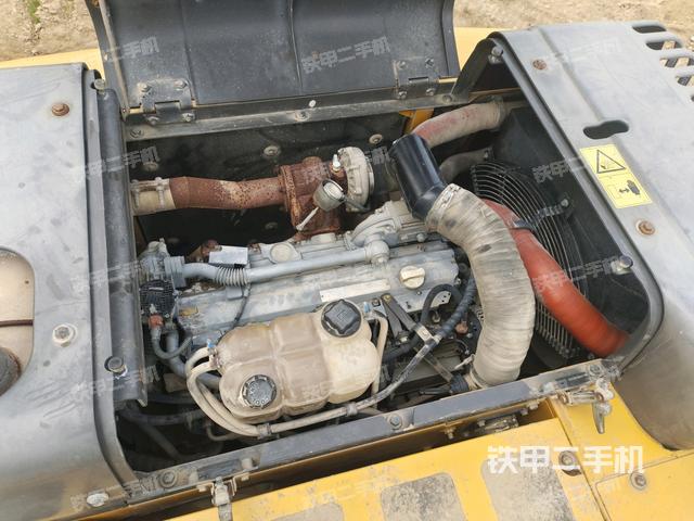 發(fā)動機(jī)室（上車部件）