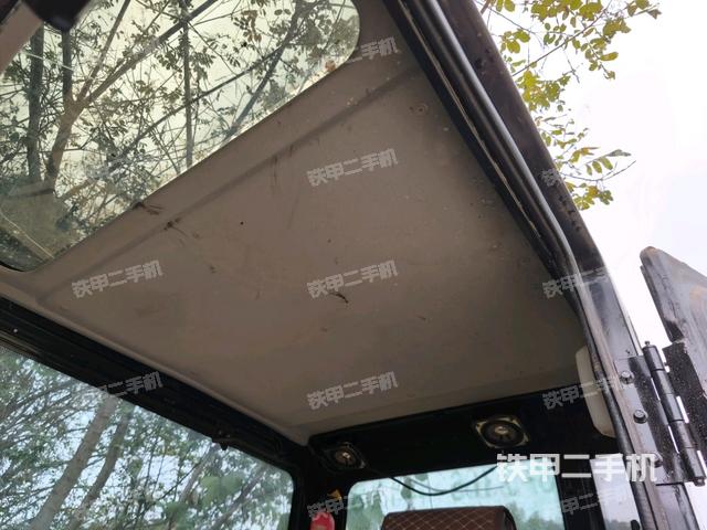 座椅左側(cè)控制臺/音響/含左手柄（駕駛室部分）