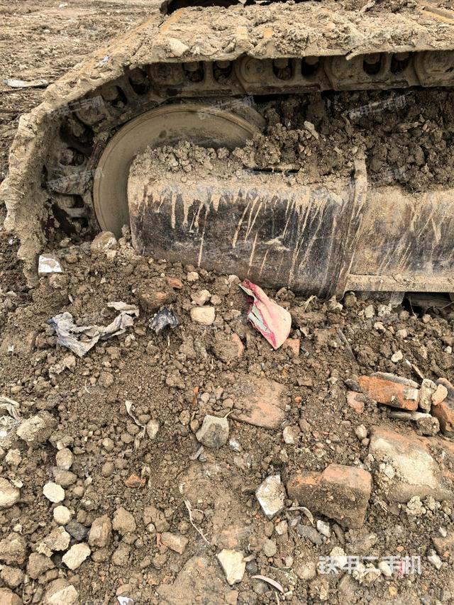 左導(dǎo)向輪（行走機(jī)構(gòu)）