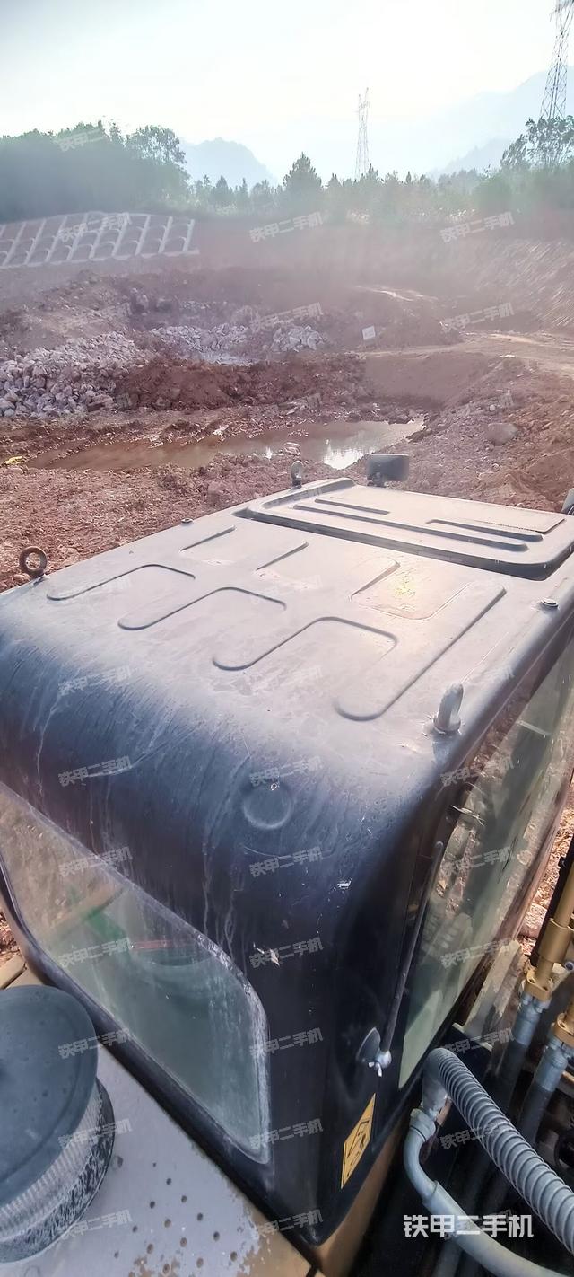駕駛室頂部俯視(上車部件) 駕駛室頂部俯視(上車部件)