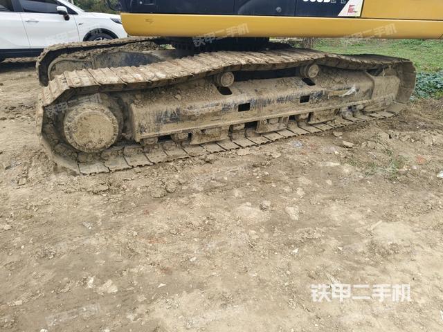 左側(cè)履帶整體?（行走機(jī)構(gòu)）