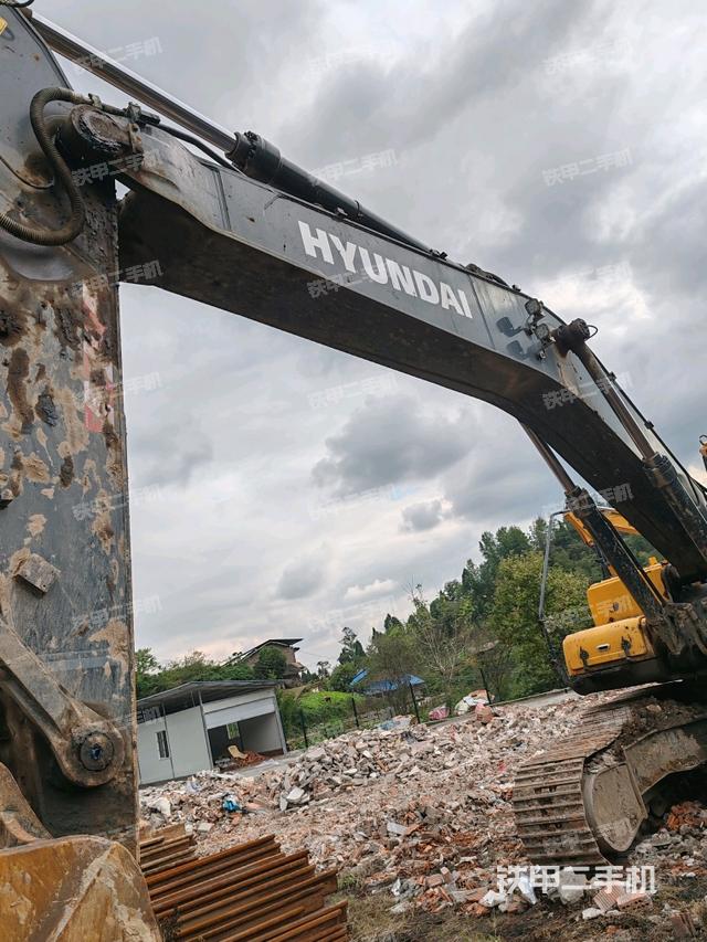 大臂整體?右側(cè)（工作和回轉(zhuǎn)裝置）