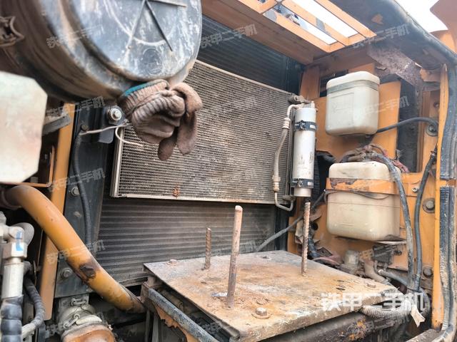 電瓶（大件艙室）