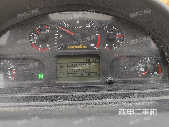 駕駛室操作臺（整機外觀及大件）